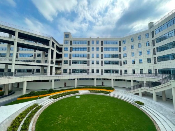 杭州市笕桥中学7.jpg